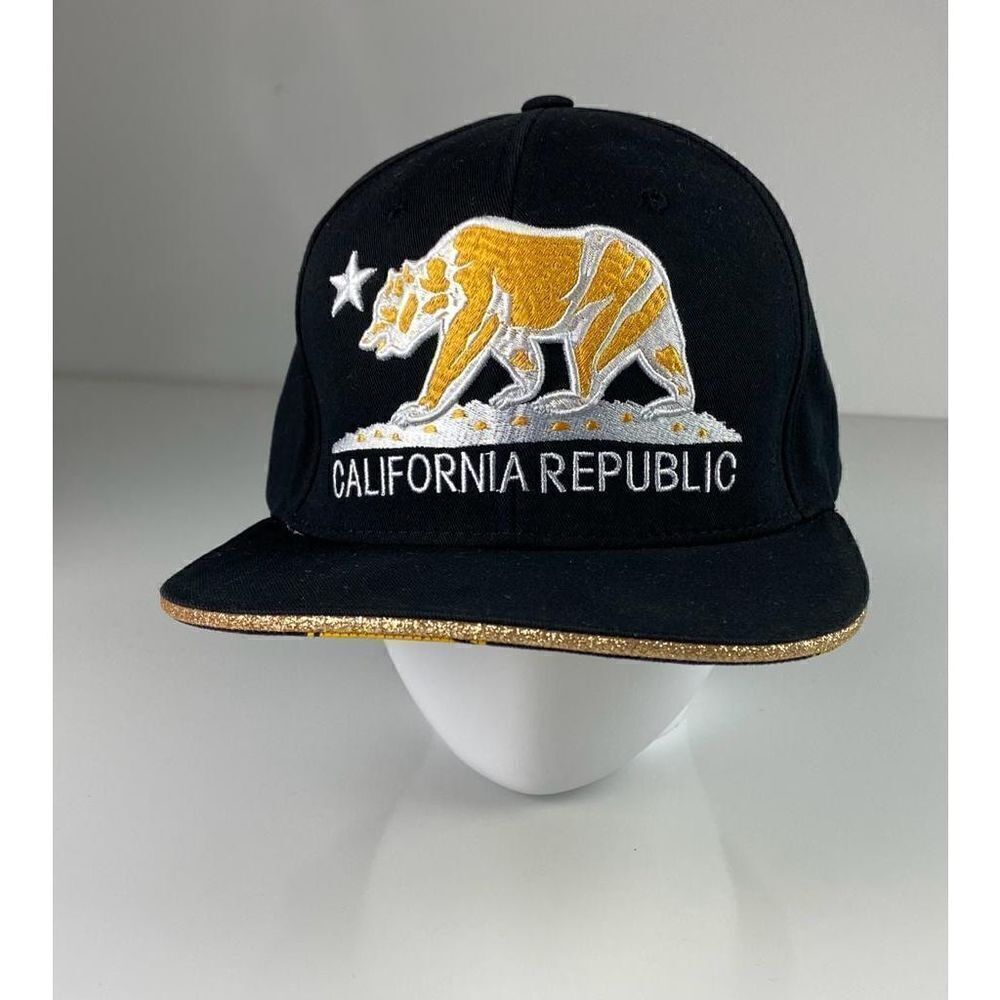 Pit Bull California Republic SnapBack Trucker Hat Black Yellow White Bear Star